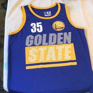 #35 Kevin Durant jersey.